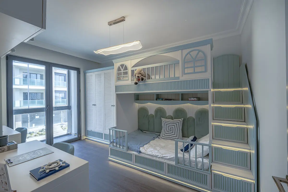 Spacious room
